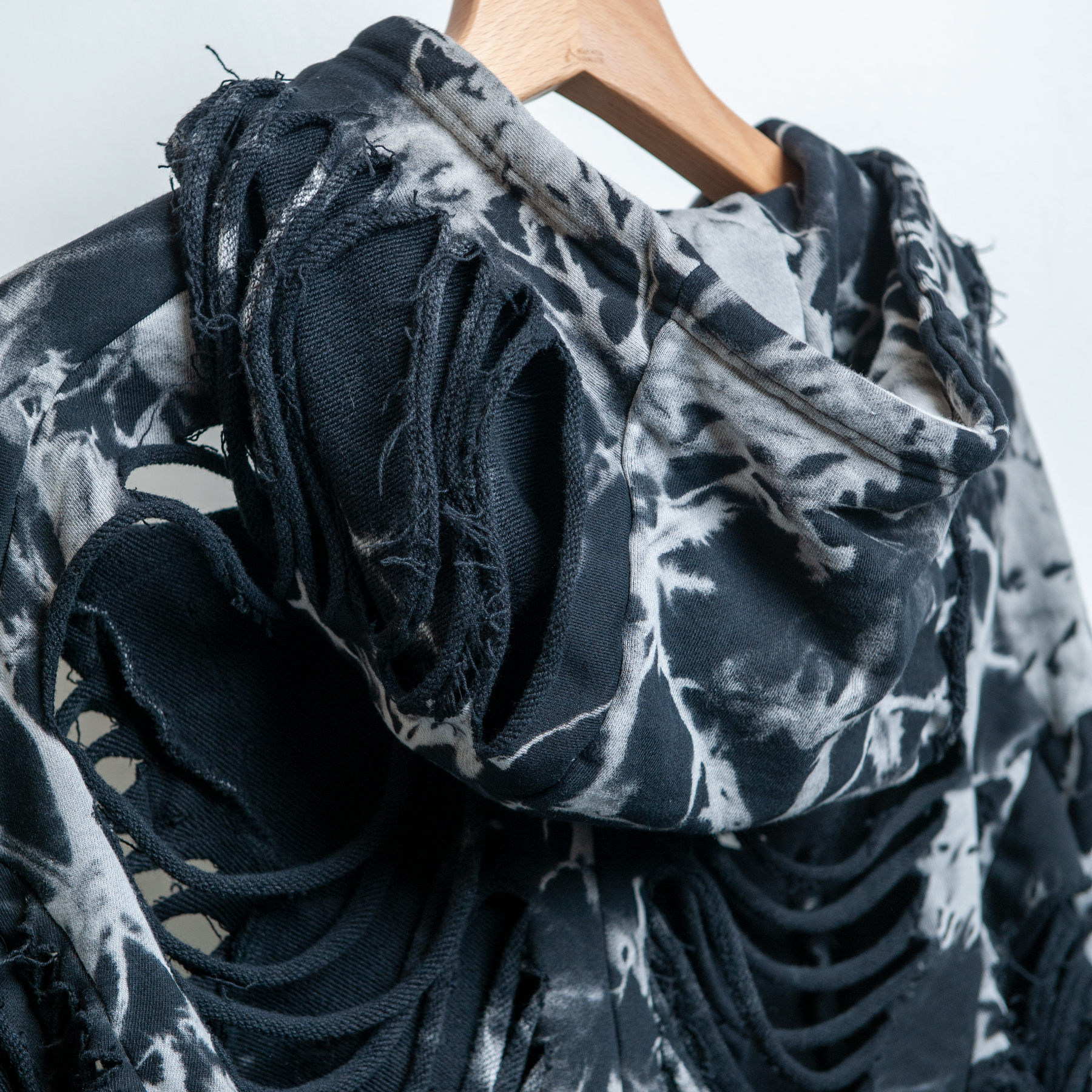 【STEALTH STELL'A】DESTROY HOODIE-SHORT (BLACKMIX)